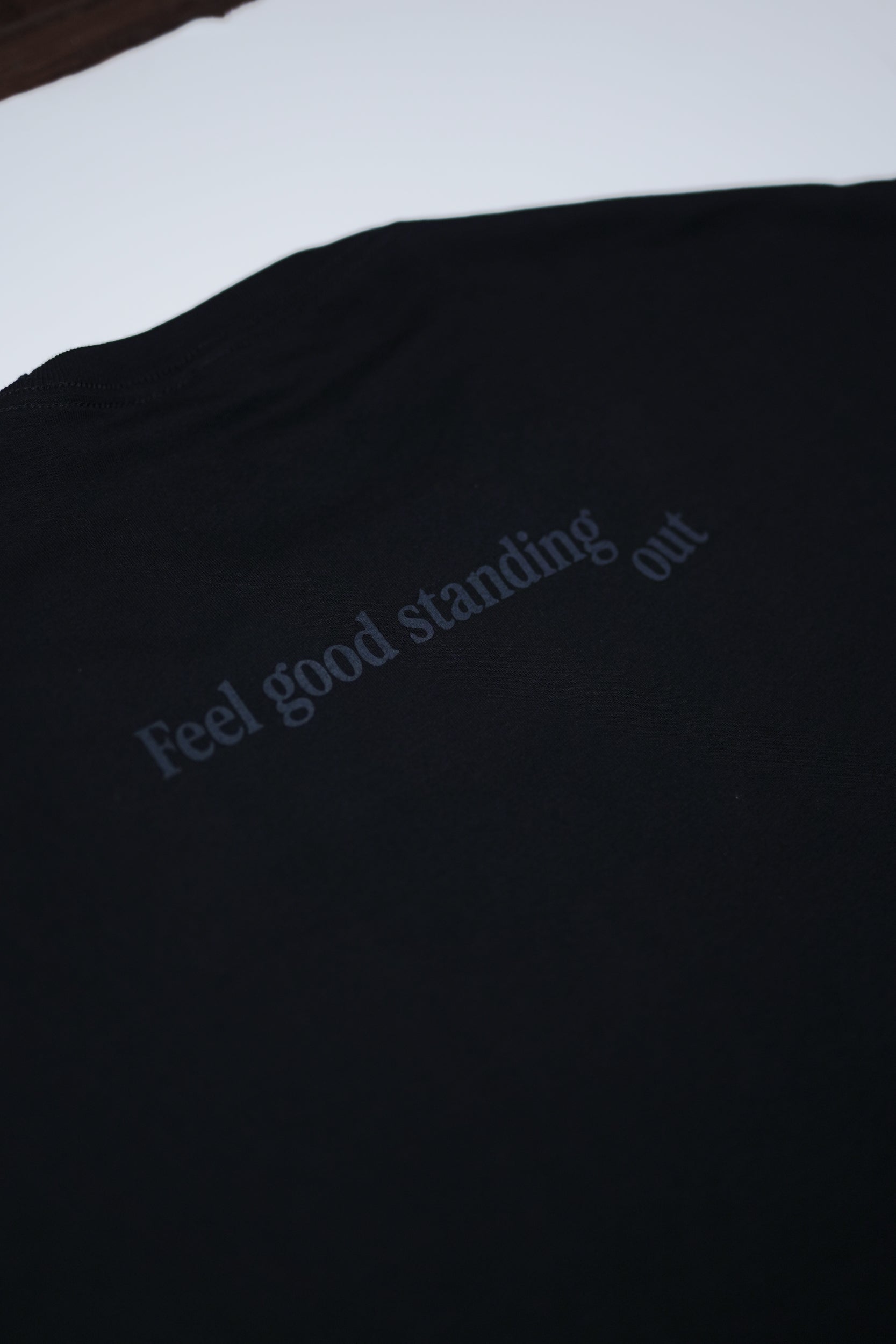 black short sleeve tee shirt