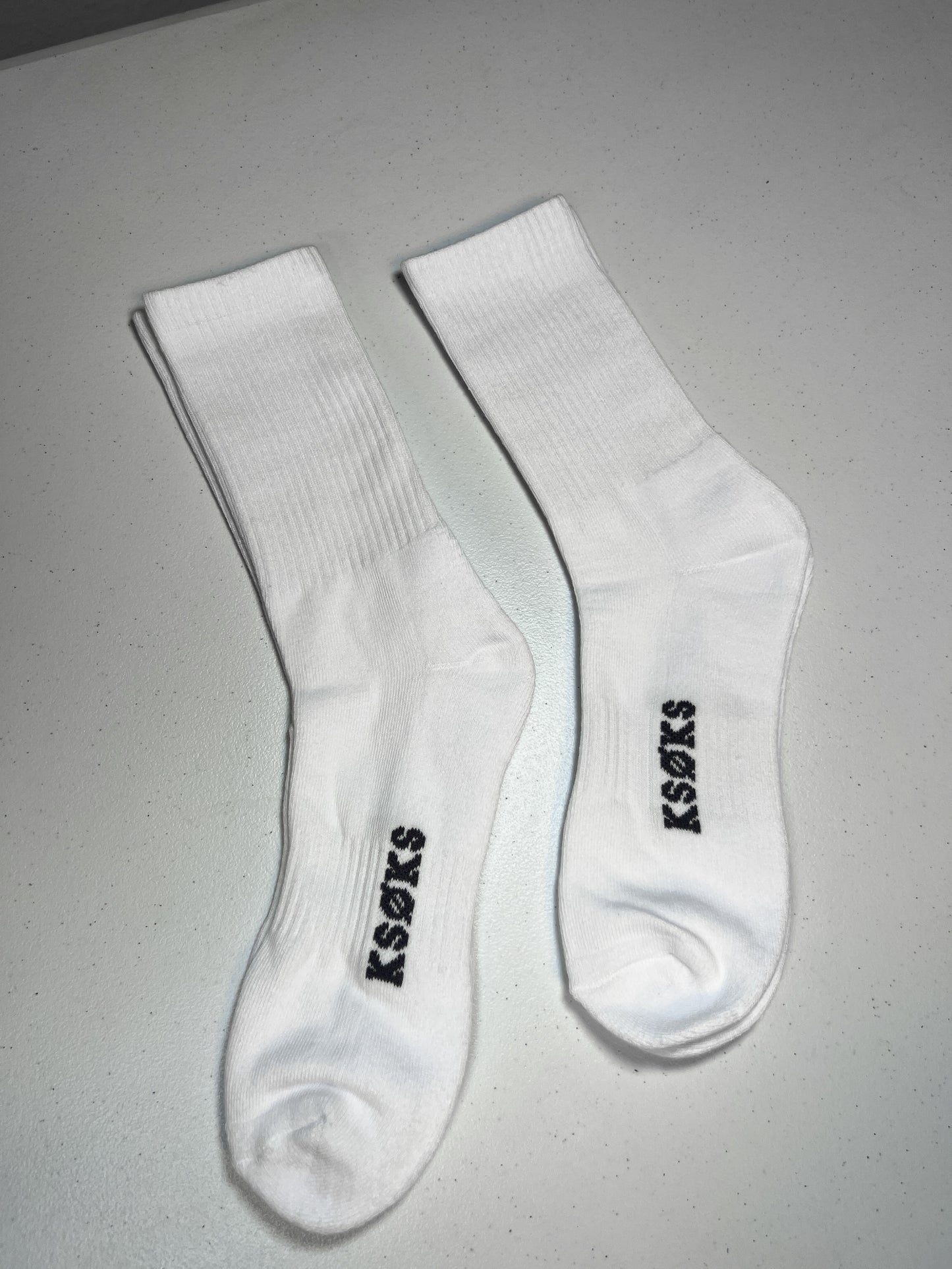 Silent Logo Cushioned Crew Socks